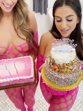 Sky Bri onlyfans video fucked threesome with Lena The Plug