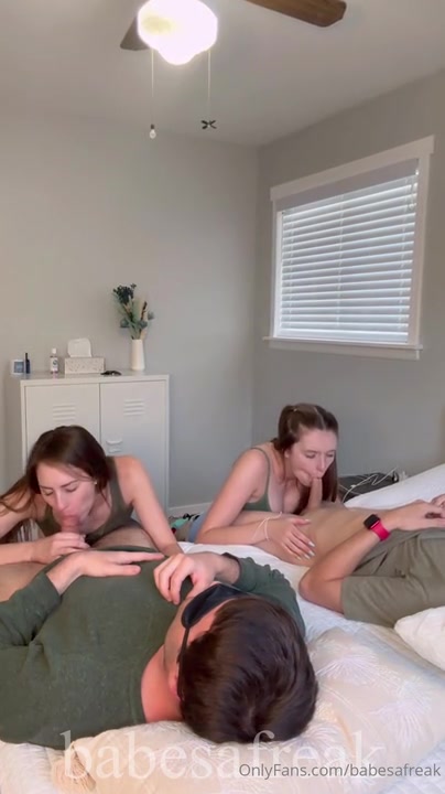 Babesafreak And Katie Clark Onlyfans Sex Tape Fuck Foursome!